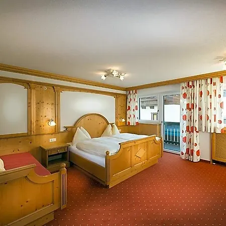 Quehenberger 4*