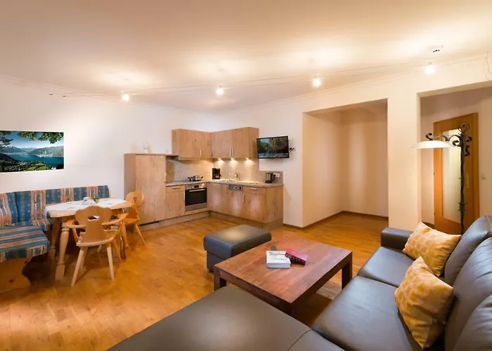 Quehenberger Aparthotel 4*